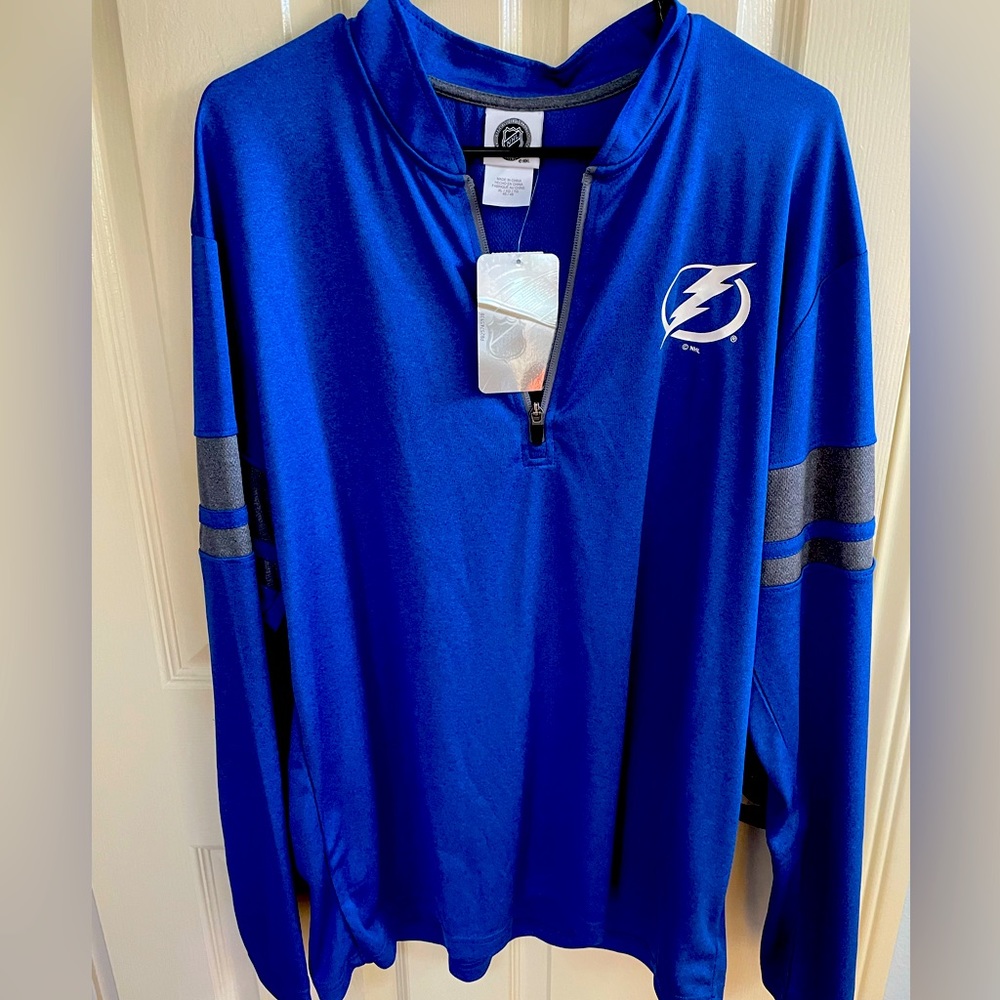 Men’s NHL Long-Sleeve Top
